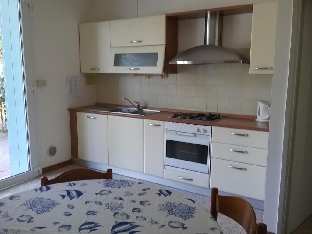 Casa Marialuigia - Appartamenti Solo Per Famiglie Lido di Jesolo Dış mekan fotoğraf