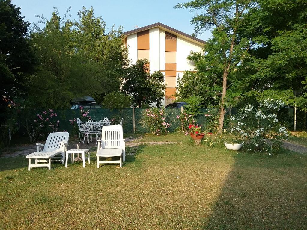 Casa Marialuigia - Appartamenti Solo Per Famiglie Lido di Jesolo Dış mekan fotoğraf